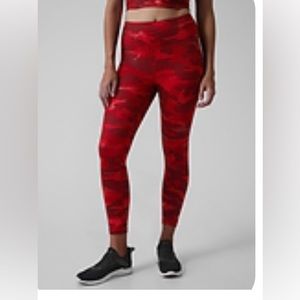 Athleta elation train printed tight 7/8 length